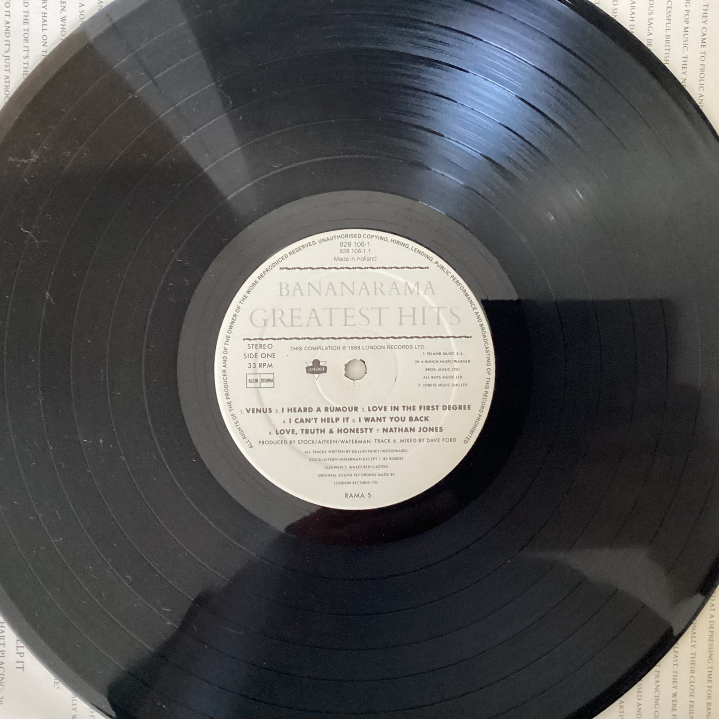 Bananarama - Greatest Hits Collection